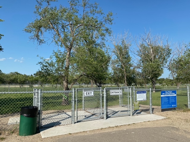 Māmowimīwēyitamōwin Small Dogs off-leash area in Regina